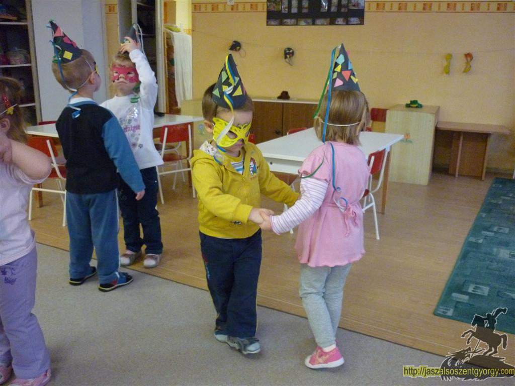 povfars18.jpg