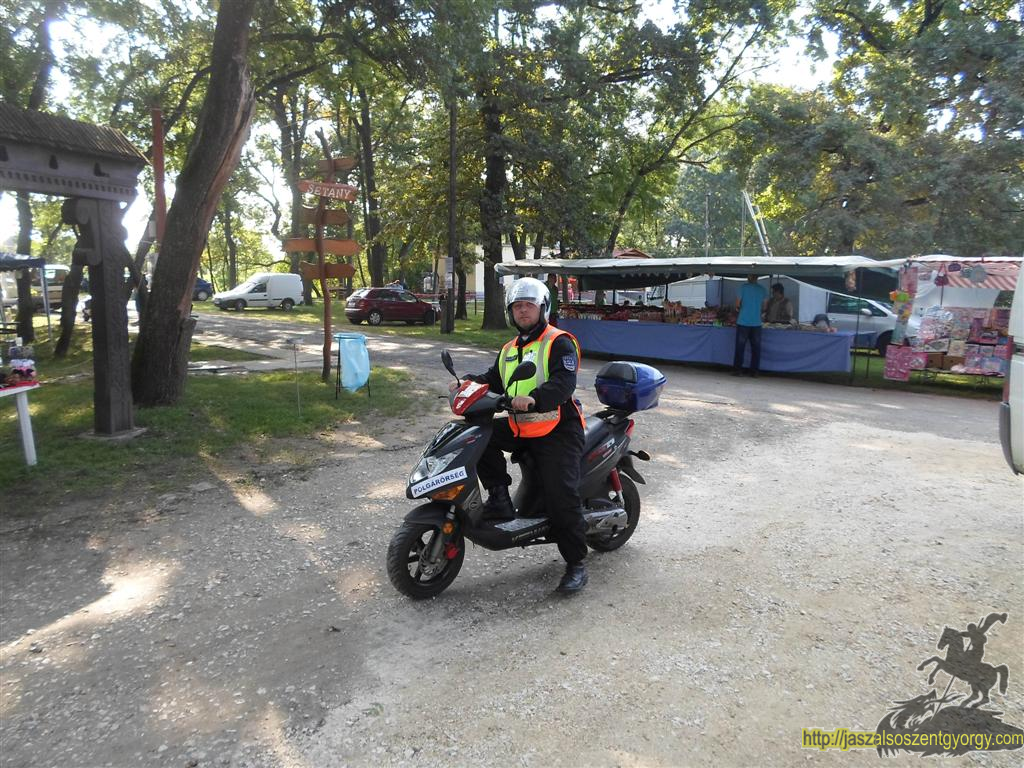 SAM_3670 (Large).JPG